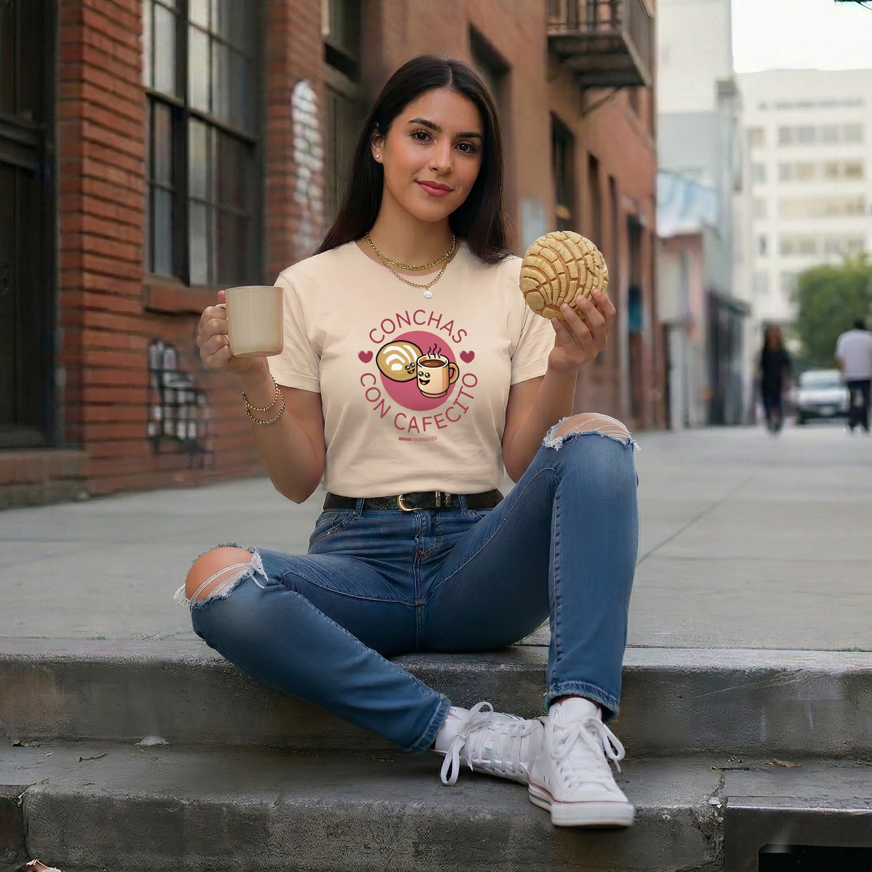 Conchas Con Cafecito Tee